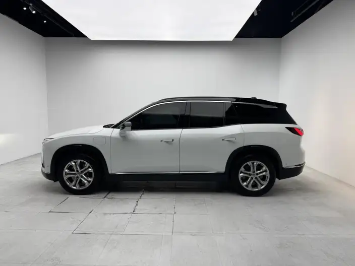 NIO ES8 2020 Model 415KM Base Edition VI seat – фото 4