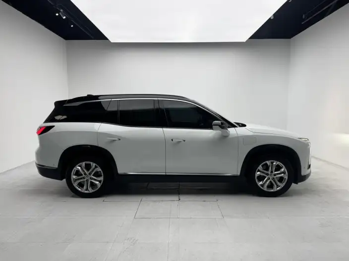 NIO ES8 2020 Model 415KM Base Edition VI seat – фото 8