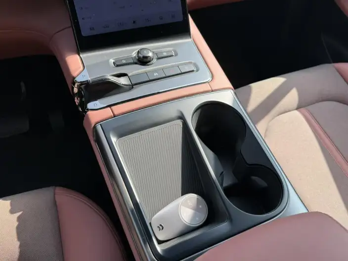 NIO EC6 2022 Model 465KM Sports Edition – фото 13