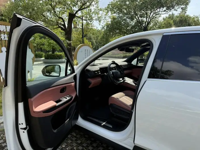 NIO EC6 2022 Model 465KM Sports Edition – фото 21