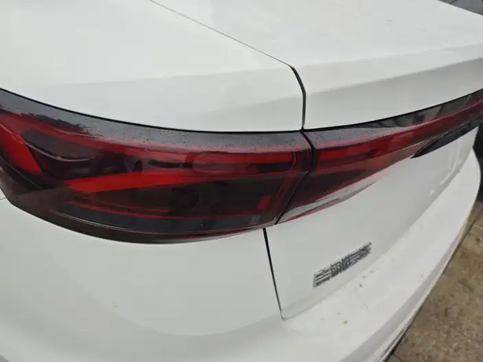 Geely Emgrand 2023 Model No. 4 Gen Champion Edition 1.5L CVT Luxury Model – фото 10