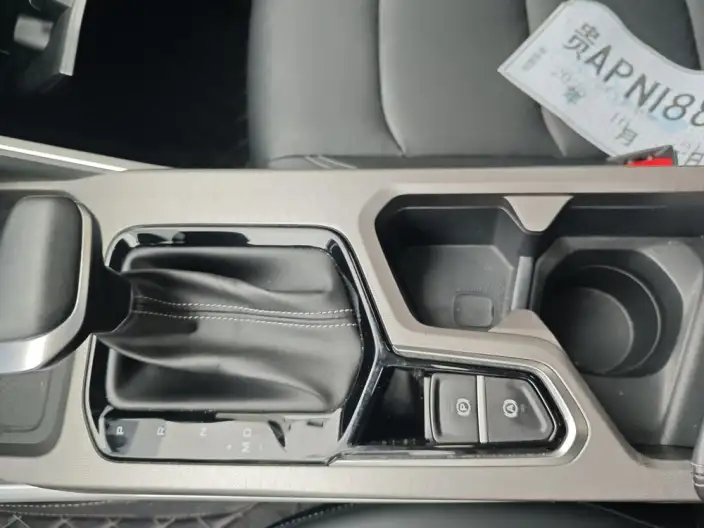 Geely Emgrand 2023 Model No. 4 Gen Champion Edition 1.5L CVT Luxury Model – фото 18