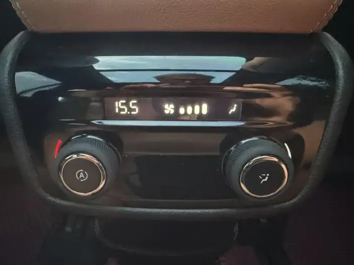 NIO ES8 2020 Model 415KM Signature Edition VII seat – фото 9