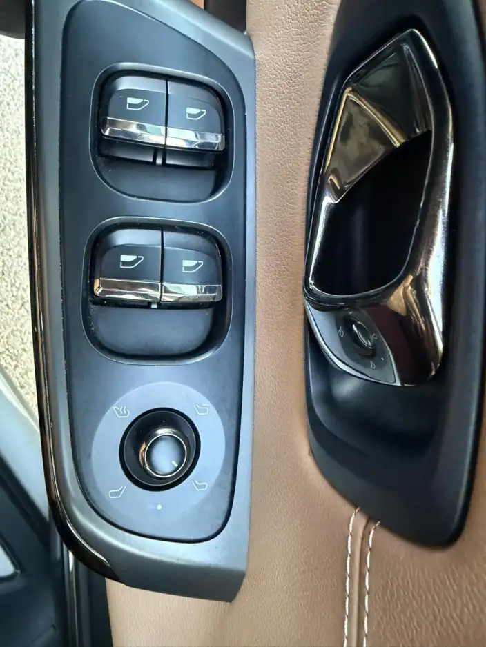 NIO ES8 2020 Model 415KM Signature Edition VII seat – фото 10