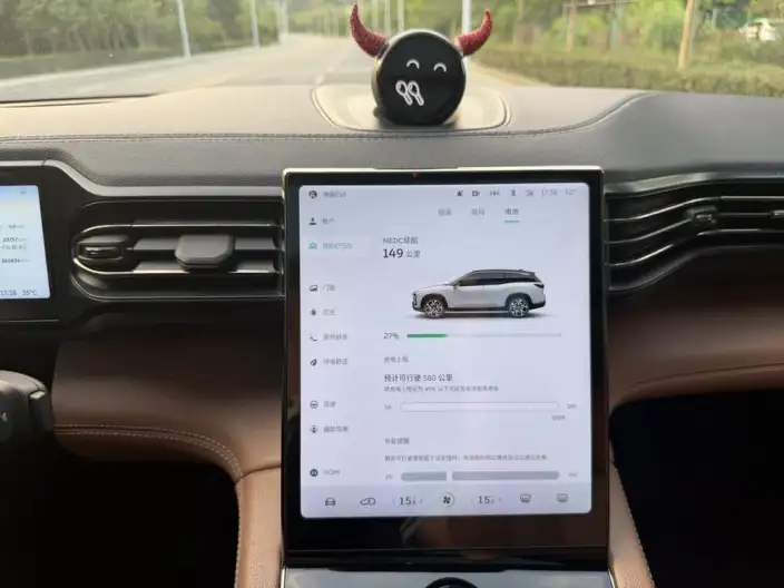 NIO ES8 2020 Model 415KM Signature Edition VII seat – фото 11