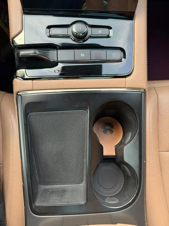 NIO ES8 2020 Model 415KM Signature Edition VII seat – фото 14