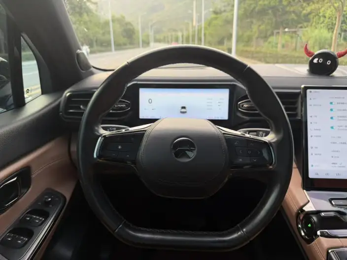 NIO ES8 2020 Model 415KM Signature Edition VII seat – фото 18