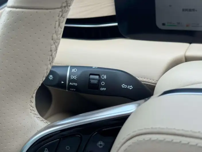 Aito M5 2024 Model Extended Range Max RS 4WD Advanced intelligent driving Edition – фото 25