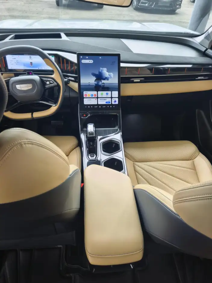 Geely Boyue L 2023 Model 2.0TD DCT Flagship Model – фото 8