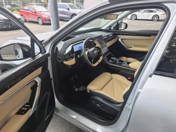 Geely Boyue L 2023 Model 2.0TD DCT Flagship Model – фото 11