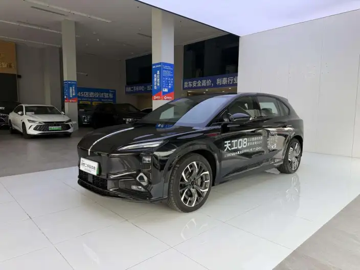 Hongqi Tiangong 08 2025 Model 680 Ultra 4WD Edition – фото 1