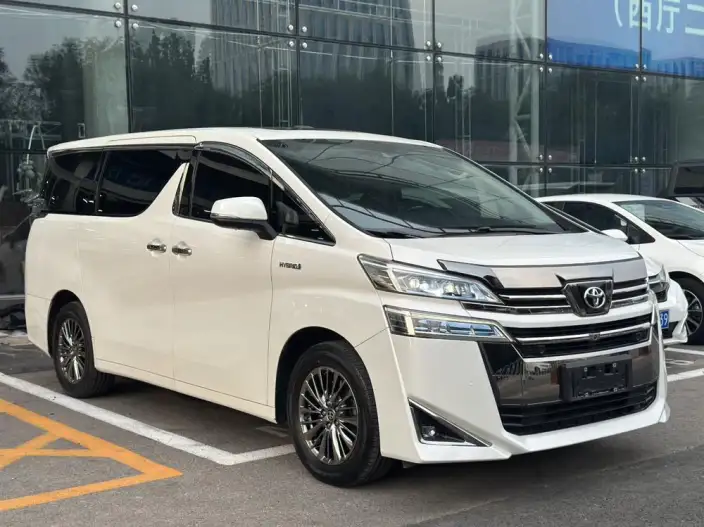 Vellfire 2021 Model Toyota Crown Hybrid 2.5L HV Premium Edition – фото 3