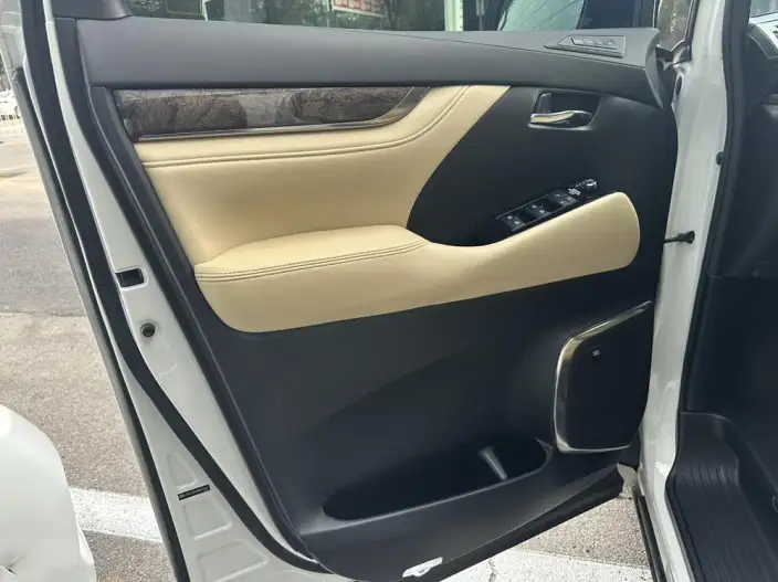 Vellfire 2021 Model Toyota Crown Hybrid 2.5L HV Premium Edition – фото 8