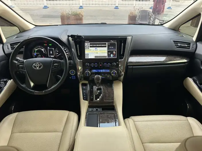 Vellfire 2021 Model Toyota Crown Hybrid 2.5L HV Premium Edition – фото 11
