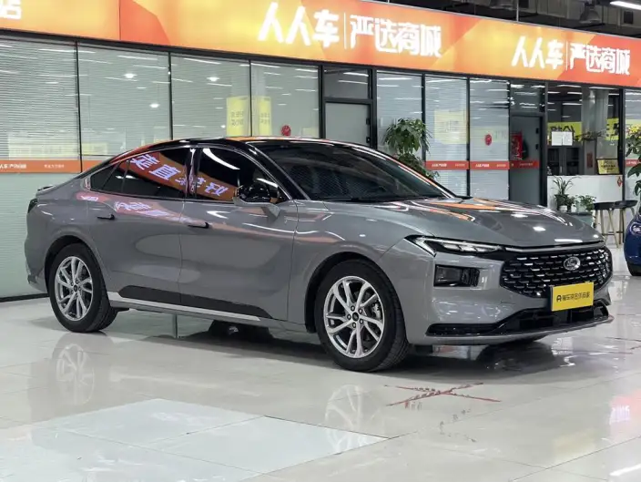 Ford Mondeo 2022 Model Facelift EcoBoost 245 Luxury Model – фото 3