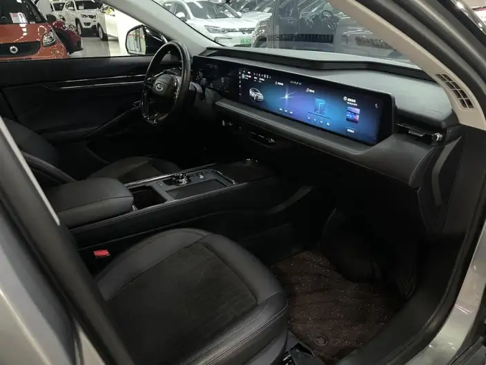 Ford Mondeo 2022 Model Facelift EcoBoost 245 Luxury Model – фото 16