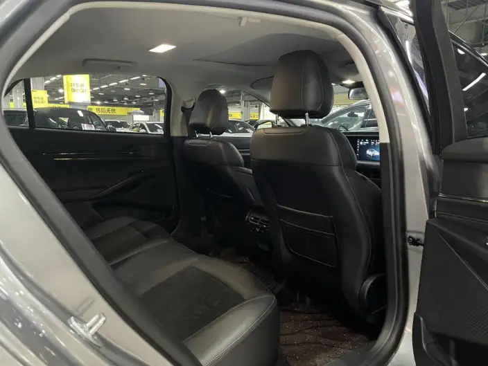 Ford Mondeo 2022 Model Facelift EcoBoost 245 Luxury Model – фото 22