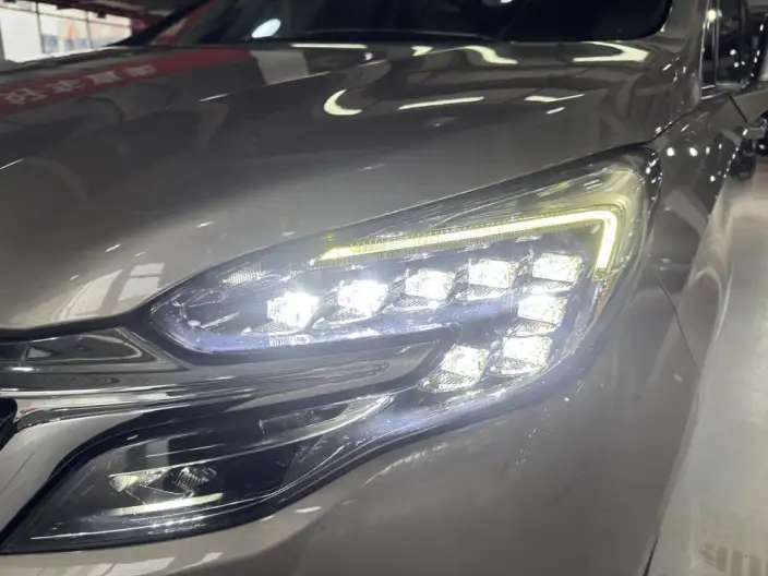 Buick GL8 2022 Model ES Luzun 653T Exclusive Model – фото 8