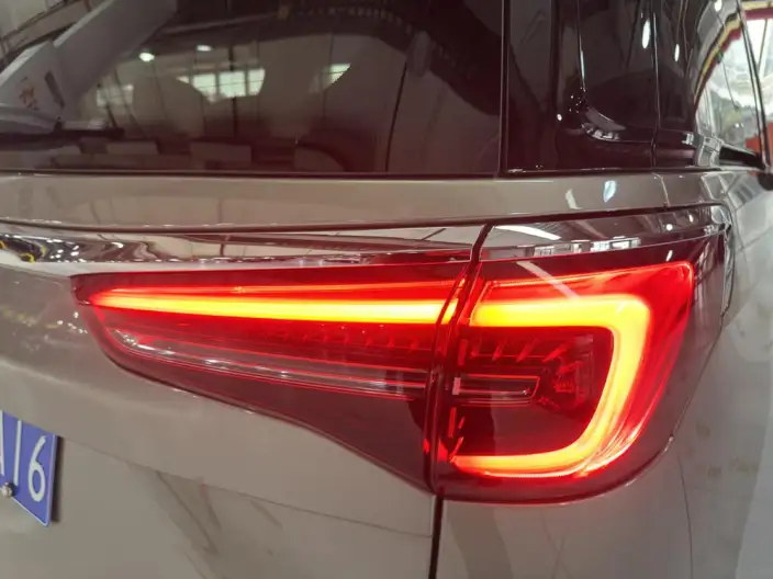 Buick GL8 2022 Model ES Luzun 653T Exclusive Model – фото 10