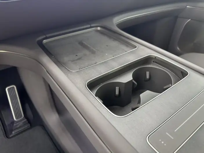NIO ES8 2026 Model VI seat Executive Deluxe Edition – фото 16