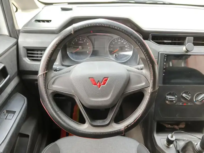 WULING Hongguang Plus 2020 Model 1.5L Manual Standard Model 5 seat – фото 8