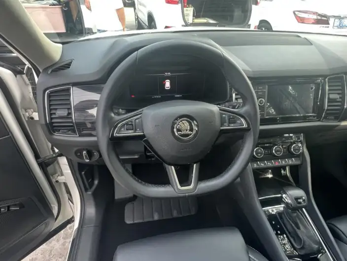 Skoda Kodiaq 2020 Model TSI330 5 seat 2WD Luxury Premium Edition – фото 12