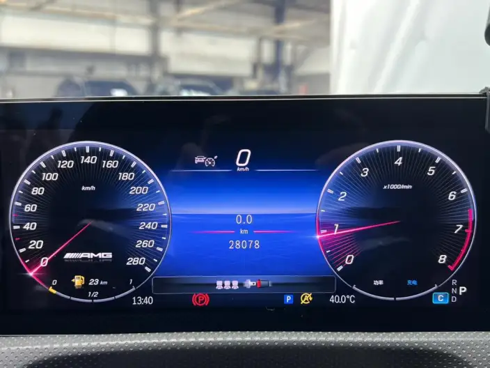 Mercedes-Benz A-Class AMG Imported 2024 Model AMG A 35 4MATIC – фото 9