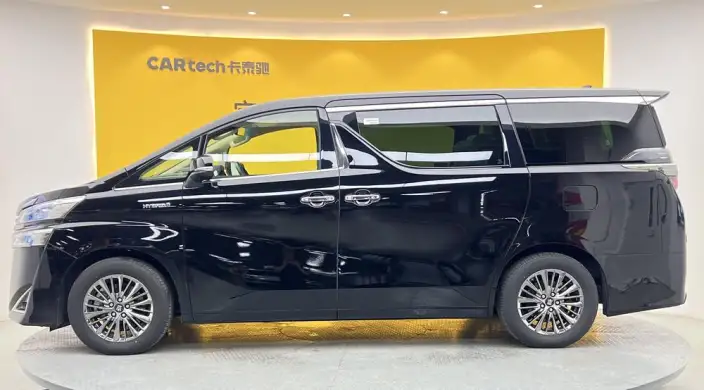 Vellfire 2021 Model Toyota Crown Hybrid 2.5L HV Premium Edition – фото 3