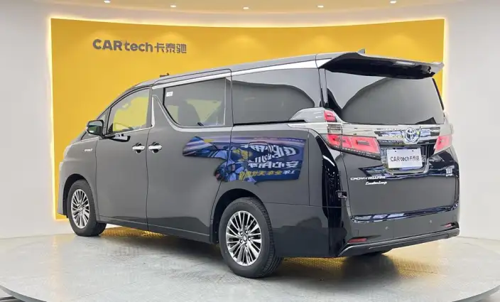 Vellfire 2021 Model Toyota Crown Hybrid 2.5L HV Premium Edition – фото 4