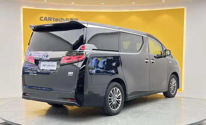 Vellfire 2021 Model Toyota Crown Hybrid 2.5L HV Premium Edition – фото 6
