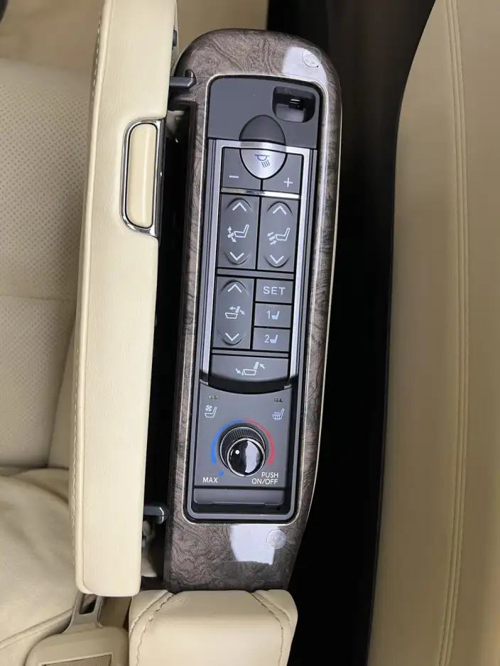 Vellfire 2021 Model Toyota Crown Hybrid 2.5L HV Premium Edition – фото 7