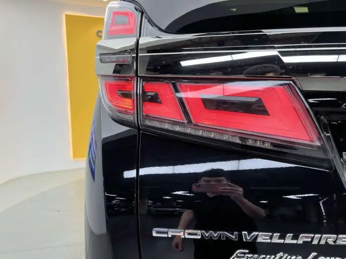Vellfire 2021 Model Toyota Crown Hybrid 2.5L HV Premium Edition – фото 8