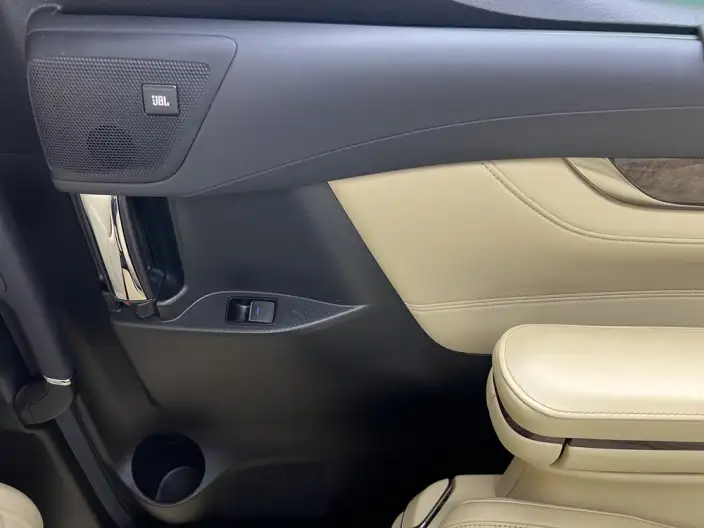 Vellfire 2021 Model Toyota Crown Hybrid 2.5L HV Premium Edition – фото 20