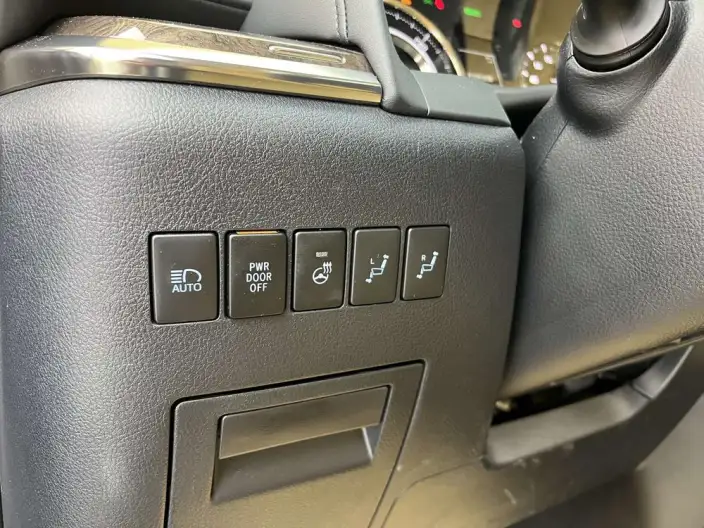 Vellfire 2021 Model Toyota Crown Hybrid 2.5L HV Premium Edition – фото 24