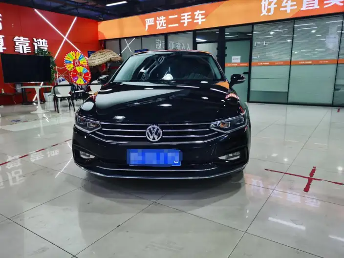 Volkswagen Magotan 2020 Model 330TSI DSG Leading Model – фото 2