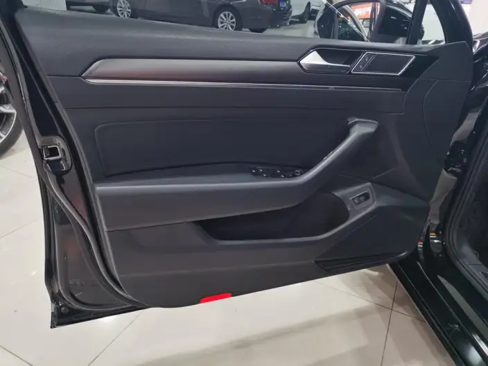 Volkswagen Magotan 2020 Model 330TSI DSG Leading Model – фото 22