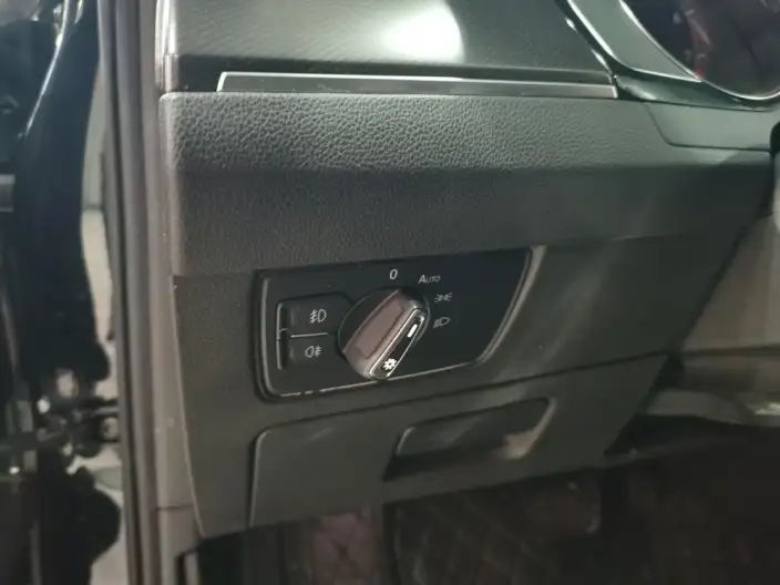 Volkswagen Magotan 2020 Model 330TSI DSG Leading Model – фото 28