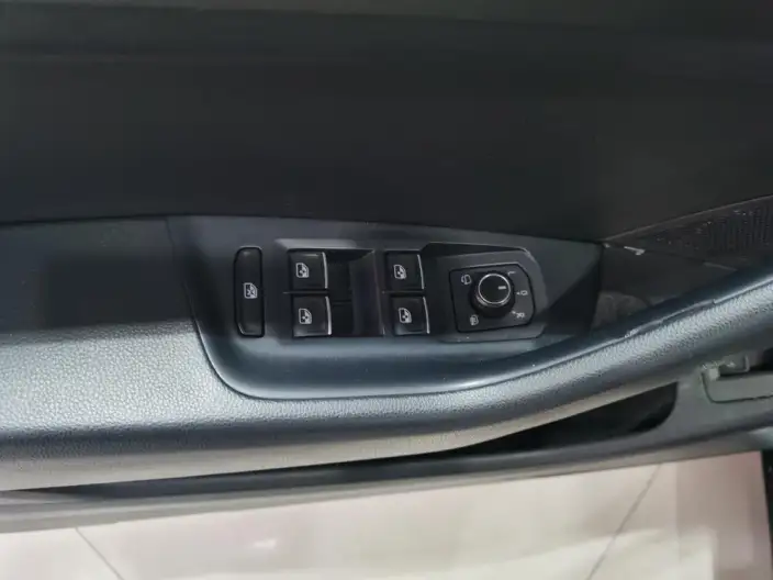 Volkswagen Magotan 2020 Model 330TSI DSG Leading Model – фото 31