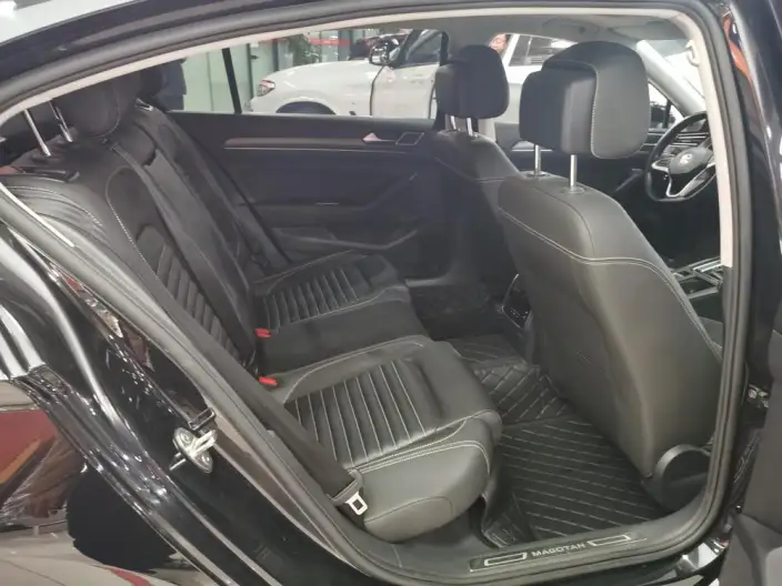 Volkswagen Magotan 2020 Model 330TSI DSG Leading Model – фото 32