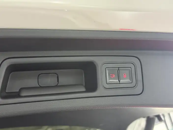 BYD Song PLUS EV 2024 Model Honor Edition 520KM Noble Model – фото 18
