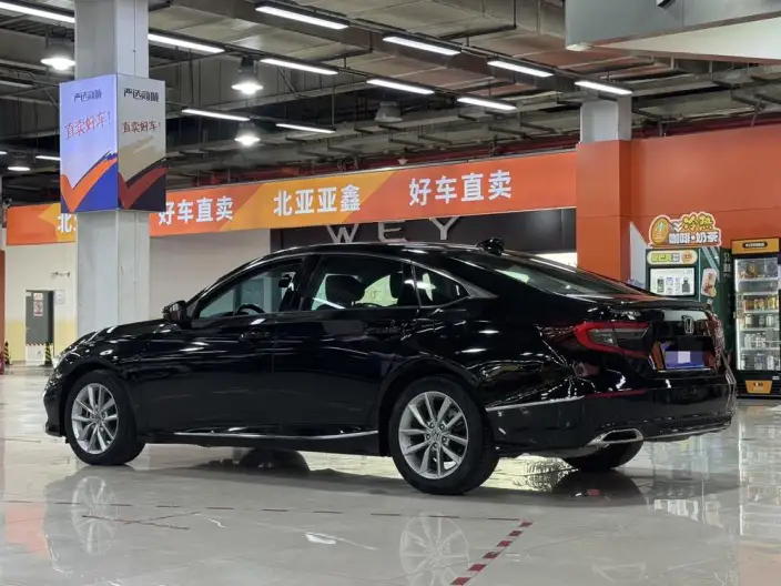 Honda Accord 2022 Model 260TURBO Deluxe Edition – фото 4