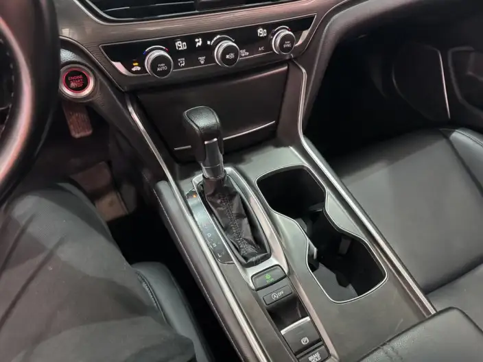 Honda Accord 2022 Model 260TURBO Deluxe Edition – фото 15