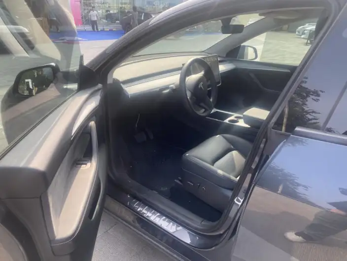 Model Y 2024 Model Rear-wheel drive version – фото 9