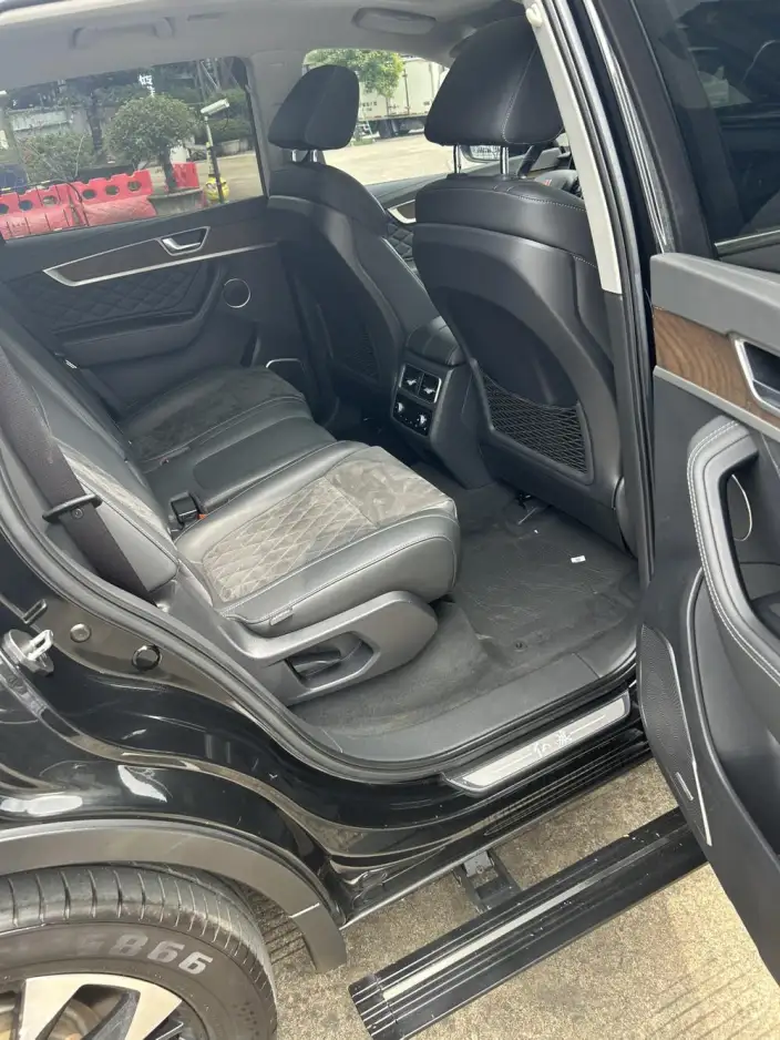 Hongqi HS7 2021 Model 2.0T Automatic 2WD Smart Flag Enjoy Edition – фото 7
