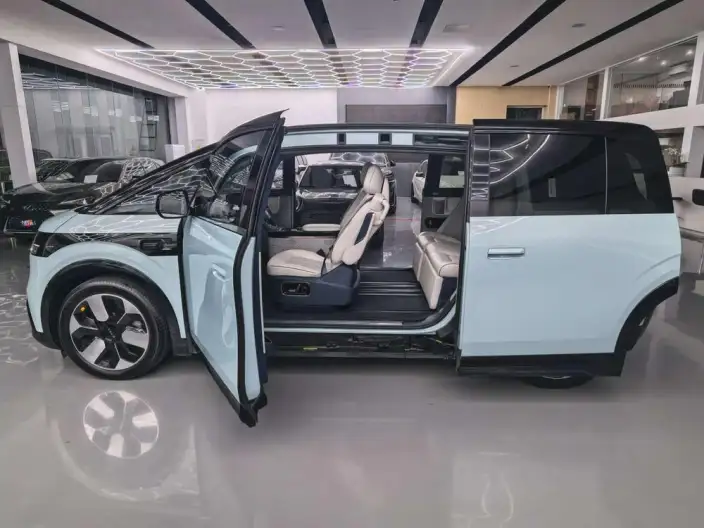 ZEEKR MIX 2025 Model 76kWh Smart Driving Edition – фото 4
