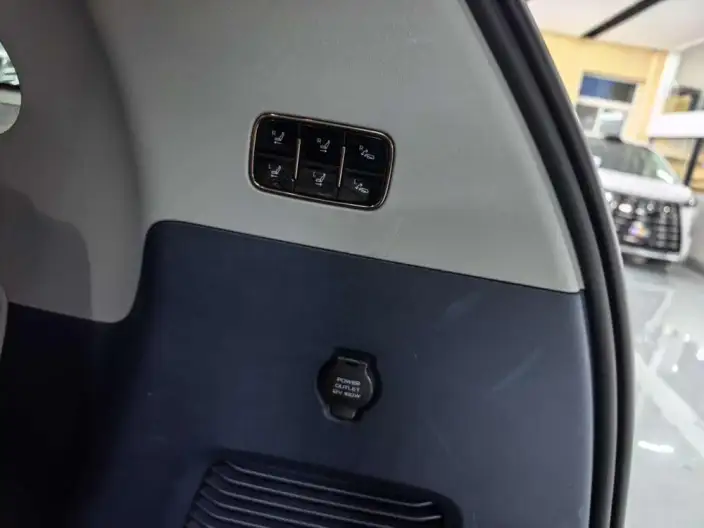 ZEEKR MIX 2025 Model 76kWh Smart Driving Edition – фото 13