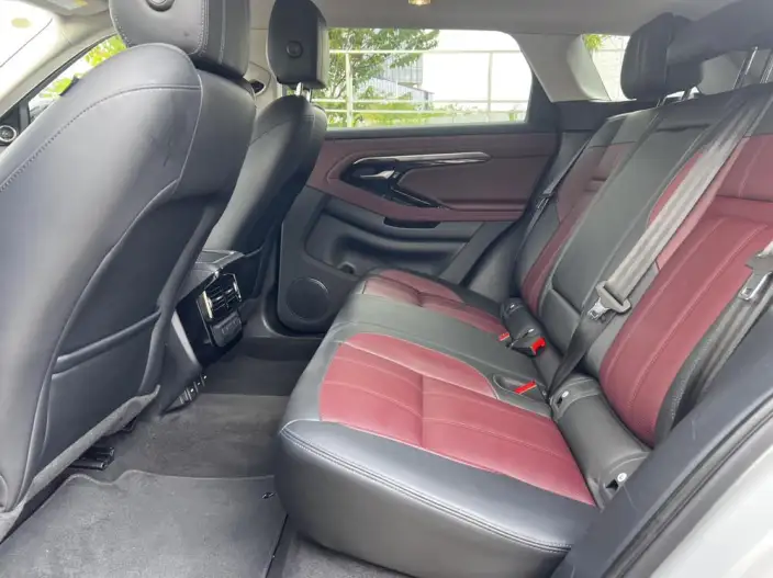 Range Rover Evoque 2023 Model Aurora L 249PS Collins Bronze Special Edition – фото 12