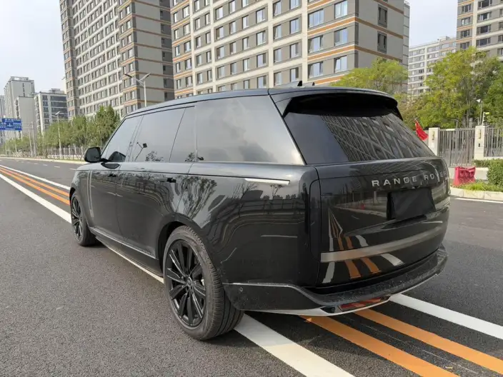 Range Rover 2025 Model 3.0 L6 400PS Shengshi Extended Edition – фото 4