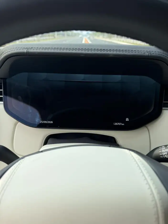 Range Rover 2025 Model 3.0 L6 400PS Shengshi Extended Edition – фото 9