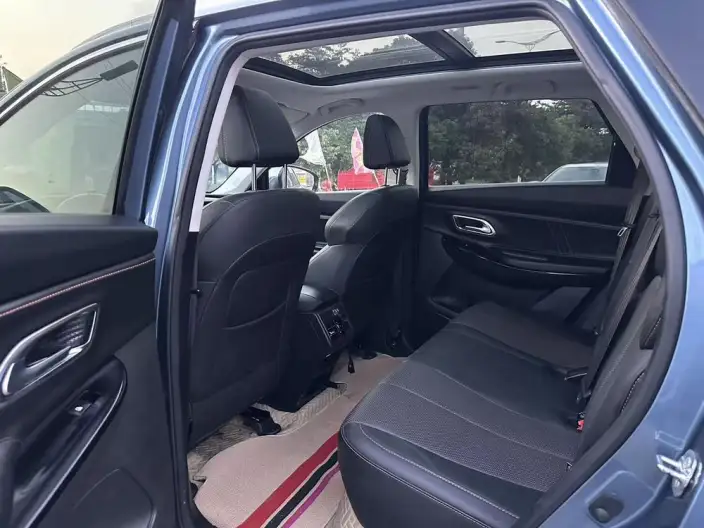 Changan Auchan X7 PLUS 2022 Model 1.5T Automatic Blue Whale Edition Geeker Pilot Model – фото 9